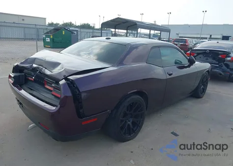2021 Dodge Challenger R/T z USA, uszkodzony, nr VIN 2C3CDZBT2MH572917